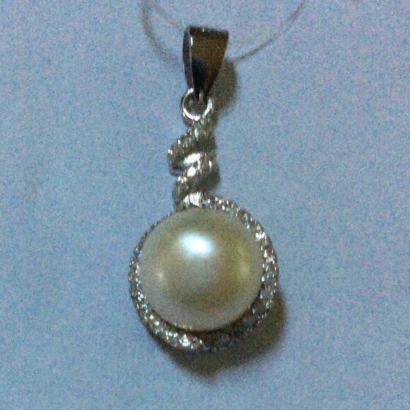 NWT 14k WHITE GOLD Round White Pearl 12mm Pendant MSRP $495 - Picture 1 of 4